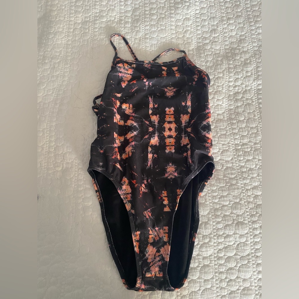 Joyln Suit